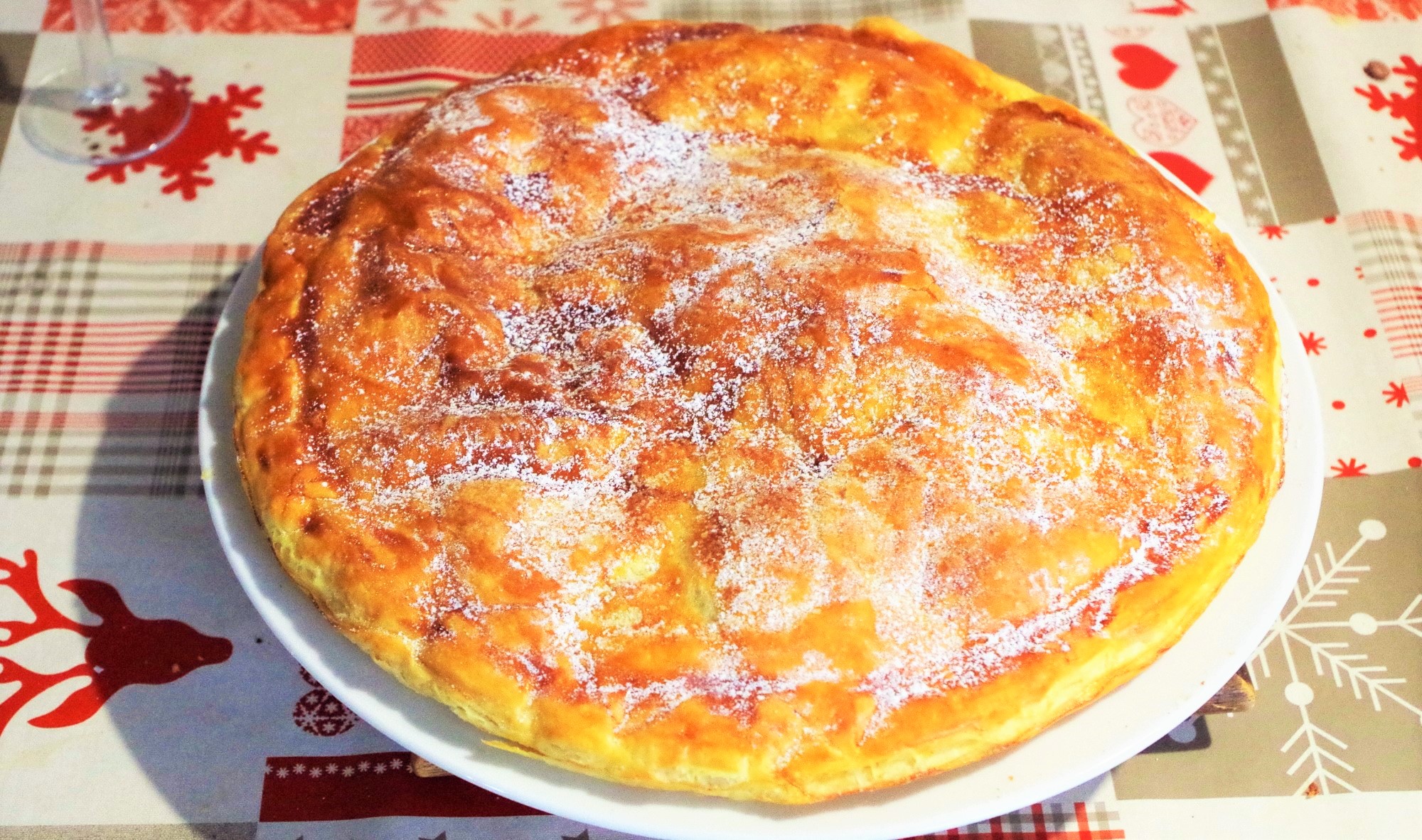 Galette frangipane aux pommes caramélisées